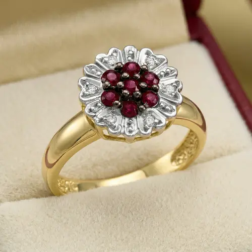 Anel de Ouro estilo Chuveiro com Rubis e Diamantes