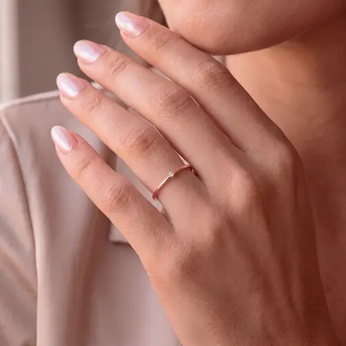 Anel de Ouro Rose Solitário com Diamante de 5 Pts