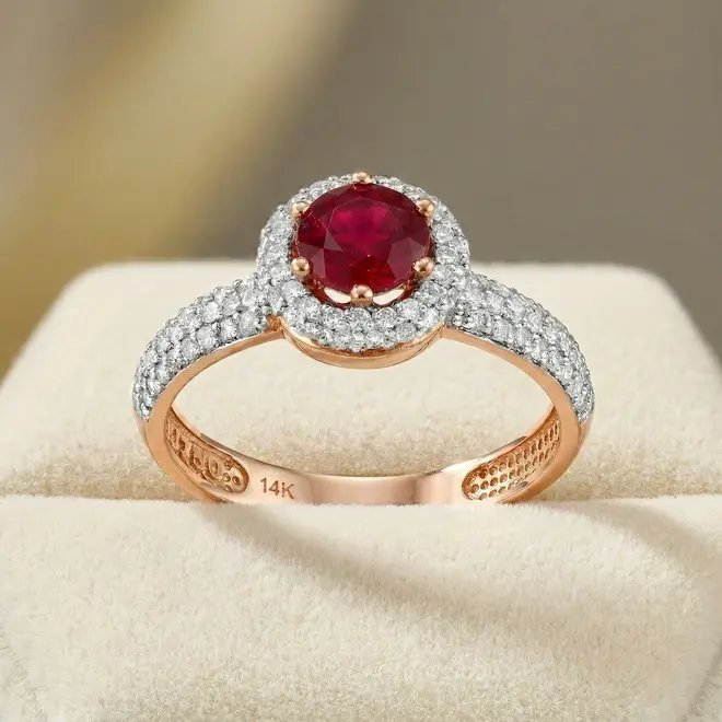 Anel de Ouro Rose modelo Chuveiro e Solitário com Rubi e Diamantes