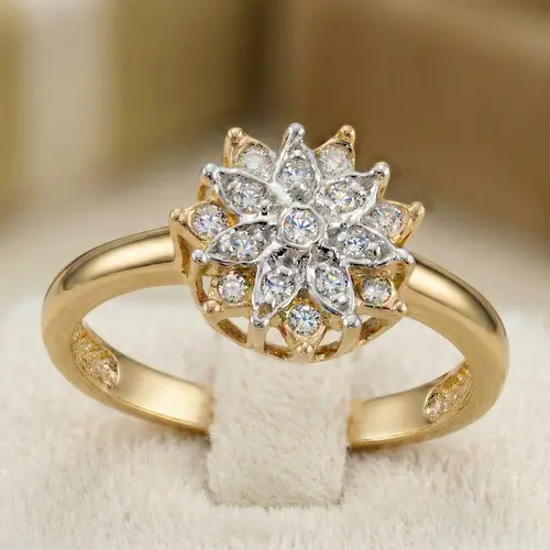 Anel Chuveiro tipo Flor de Ouro com 15 Diamantes