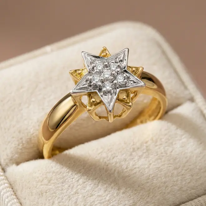 Anel de Ouro Chuveiro Estrela com 5 Diamantes