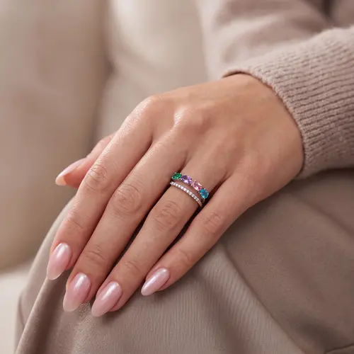 Meia Aliança Dupla de Prata com Diamantes e Mix de Gemas