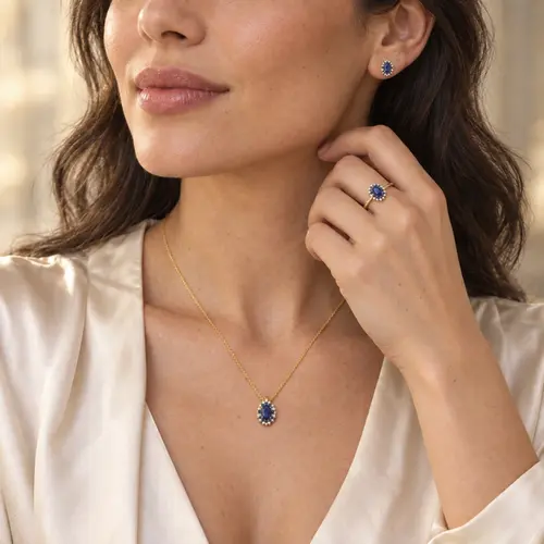 Conjunto de Ouro com 60 Safiras e 56 Diamantes