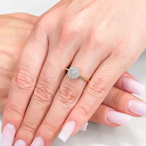 Anel de Ouro com 23 Diamantes