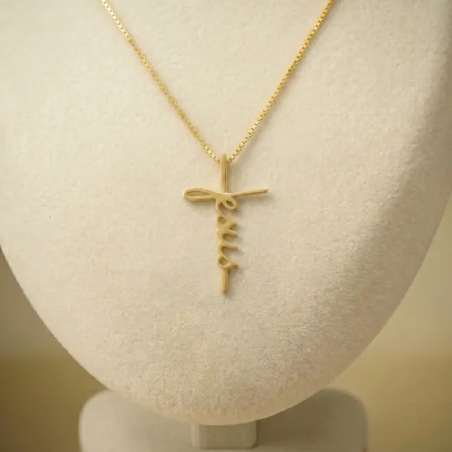 Pingente de Ouro Cruz com escrita Jesus