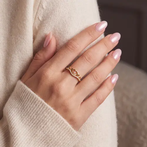 Anel Coroa de Ouro com Coração e 24 Diamantes