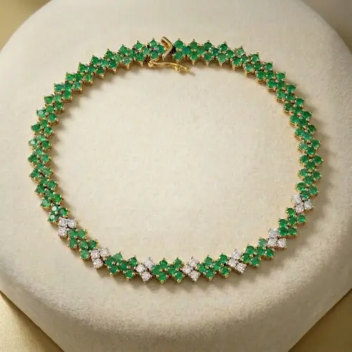 Pulseira de Ouro com 135 Esmeraldas e 63 Pts em Diamantes