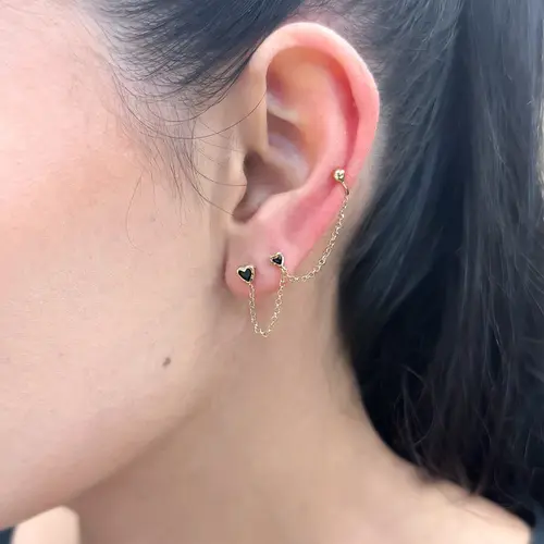 Brinco de Ouro - Modelo Ear Cuff Coração com Cristais Negros