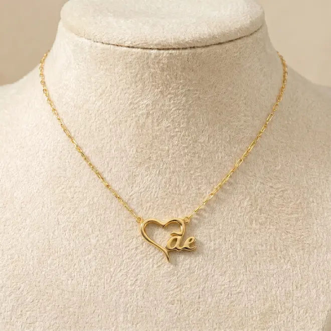 Colar de Ouro com Pingente Mãe