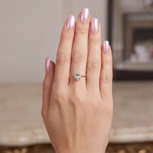 Anel com 14 Diamantes e Turmalina Paraíba de 45 pts., em Ouro Amarelo