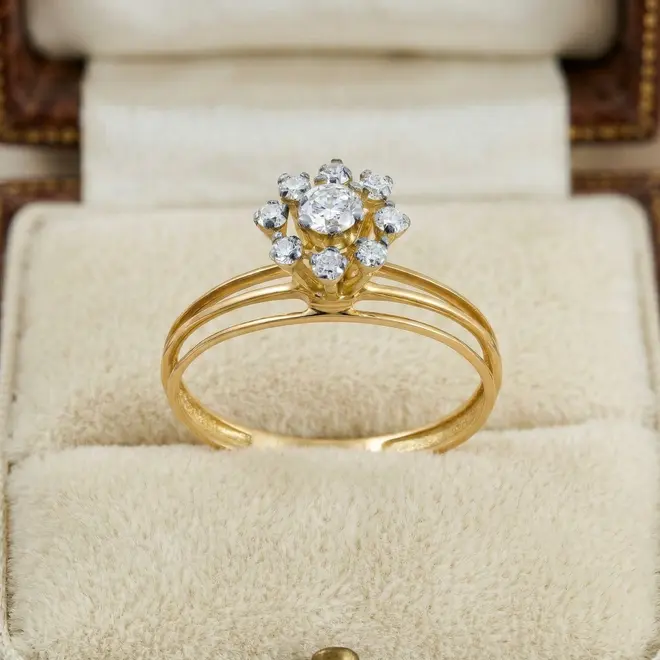 Anel Chuveiro de Ouro 50 Pts em Diamantes