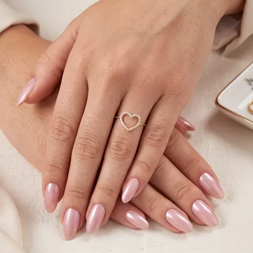 Anel de Ouro modelo Coração com 28 Diamantes