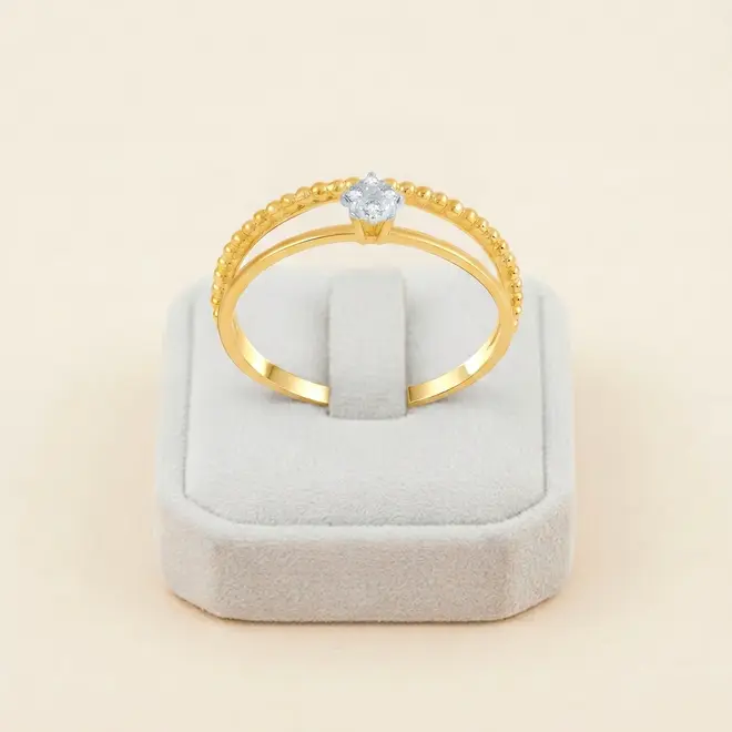 Anel de Ouro Amarelo com Aro Duplo e 4 Diamantes