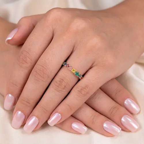 Meia Aliança de Ouro com 1,18 Ct em Mix de Gemas