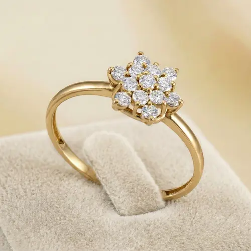 Anel Chuveiro de Ouro Amarelo com 13 Diamantes Totalizando 40 pts