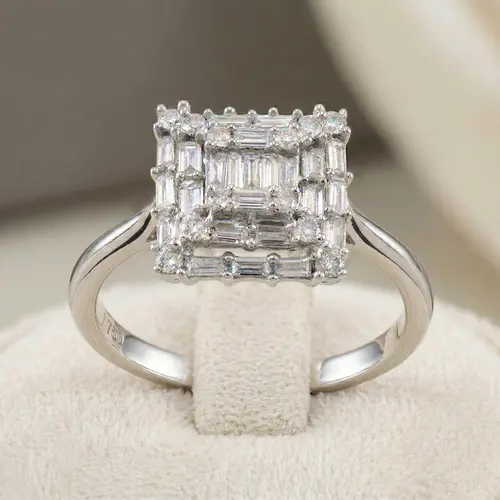 Anel Chuveiro de Ouro Branco com 40 pts em Diamantes