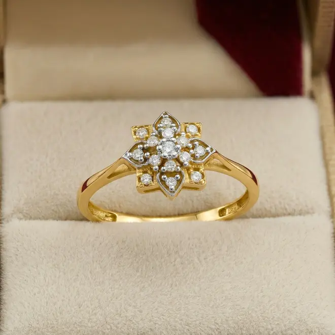 Anel Chuveiro Estrela de Ouro Amarelo com 10 pts em Diamantes