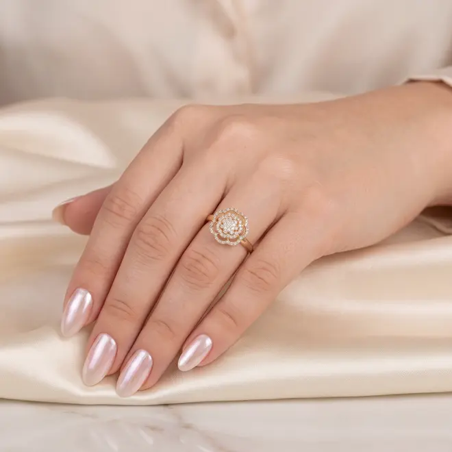 Anel Chuveiro de Ouro - Floral com 66 Diamantes