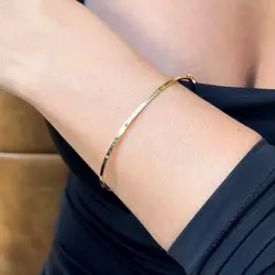 Bracelete Liso de Ouro - 51x62 mm