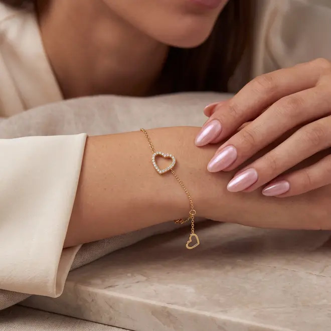 Pulseira de Ouro com Coração e Diamantes
