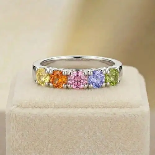 Meia Aliança de Ouro Branco com 1,46 Ct em Safiras Coloridas