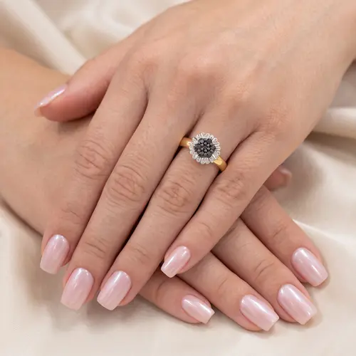 Anel Chuveiro de Ouro com 6 Diamantes e 7 Safiras