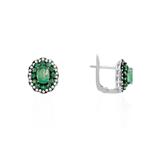 Par de Brincos de Prata com Diamantes e Esmeraldas, com Acabamento em Ródio