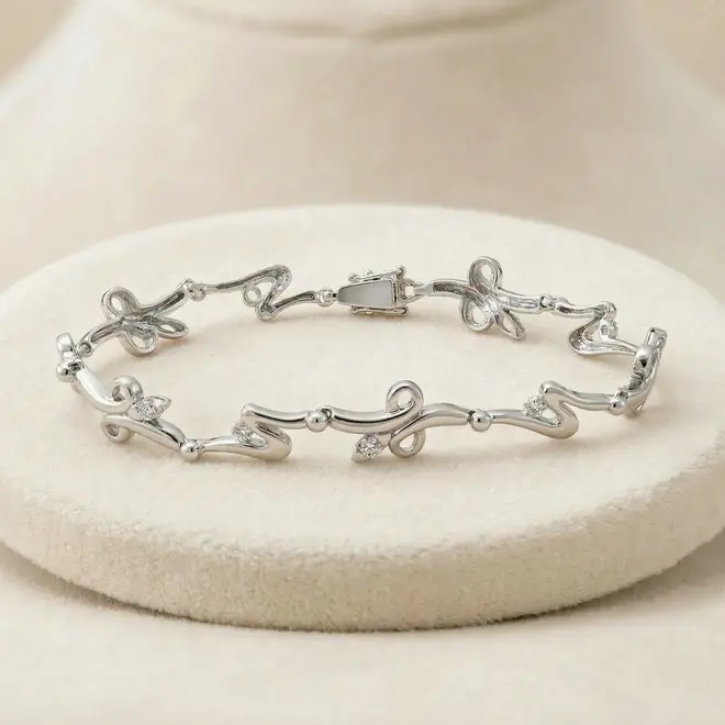 Pulseira Trabalhada de Ouro Branco com 10 Diamantes