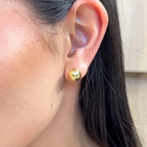 Par de Brincos Esfera com Diamantação Globo em Ouro Amarelo