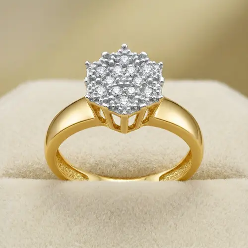 Anel Chuveiro Sextavado de Ouro Amarelo com 12 Diamantes