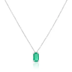 Pingente de Ouro Branco com Corrente Cartier e Esmeralda de 1,09 Cts.