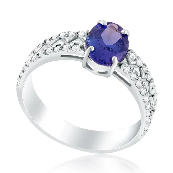 Anel De Ouro Branco com 40 Diamantes e Tanzanita de 1,10 Cts.