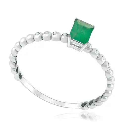 Anel Aro Trabalhado de Ouro Branco com Diamantes e Esmeralda Retangular