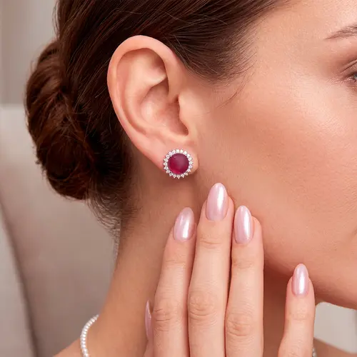 Par de Brincos de Prata com Cristais e Rubis Cabochon