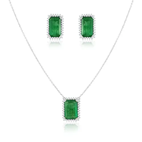 Conjunto Par de Brincos e Colar, com Diamantes e Esmeraldas