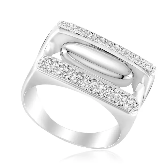 Anel Aro Duplo de Ouro Branco com Diamantes totalizando 50 pts.