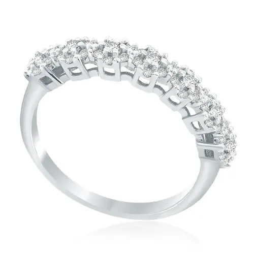 Meia Aliança Flor de Ouro Branco com Diamantes totalizando 45 pts.