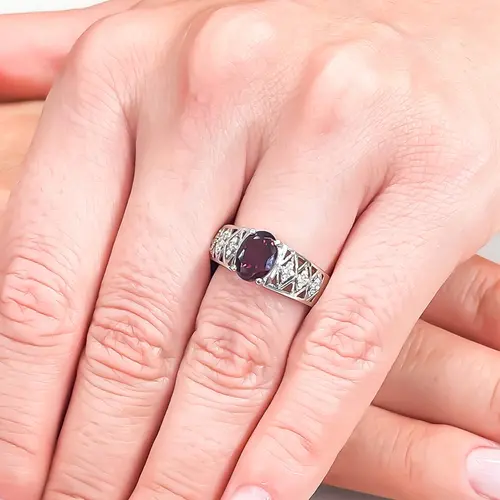 Anel de Ouro Branco com 24 Diamantes e Turmalina Rosa de 1,2 ct