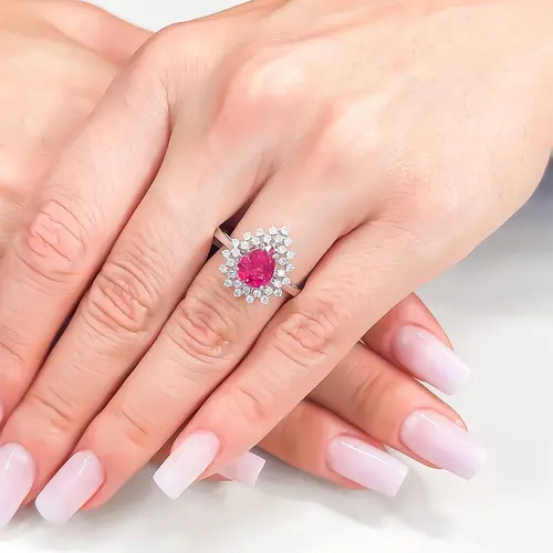 Anel Gota de Ouro Branco com Diamantes e Rubelita