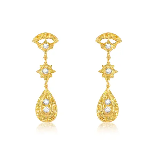 Par de Brincos Gotas de Ouro Amarelo com Diamantes totalizando 10 pts.