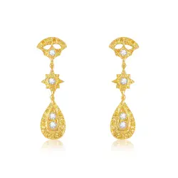 Par de Brincos Gotas de Ouro Amarelo com Diamantes totalizando 10 pts.
