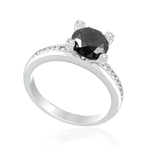 Anel Solitário de Prata com Cristais e Diamante Negro de 3,0 Cts.