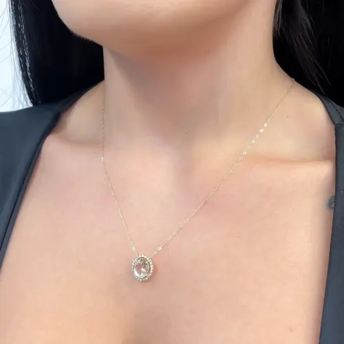 Pingente em Ouro Amarelo com Corrente, Diamantes e Morganita de 2,03 Cts.