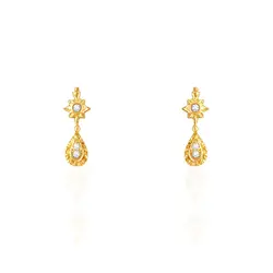 Par de Brincos Gotas de Ouro Amarelo com Diamantes totalizando 6 pts.