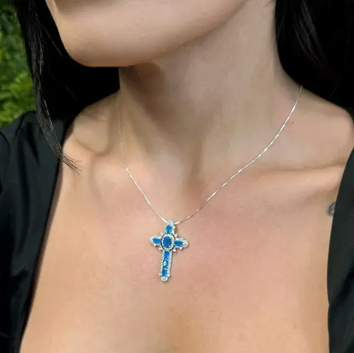 Pingente Cruz de Prata com Cristais e Apatitas Ovais