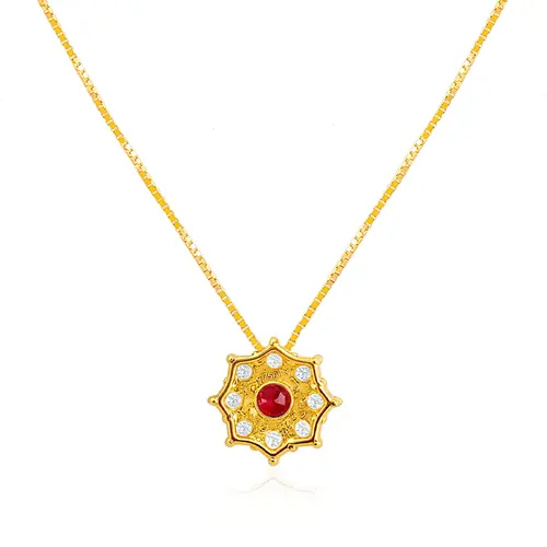 Pingente Flor com Corrente de Ouro Amarelo, com Cristais Brancos e Vermelho