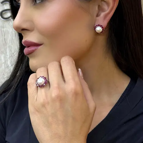Conjunto Par de Brincos e Anel de Prata com Pérolas e Rubis
