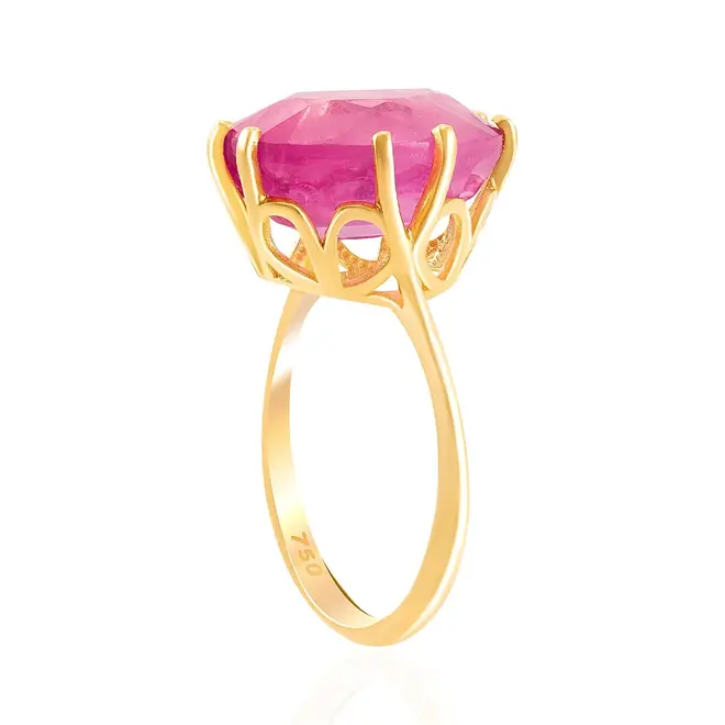 Anel de Ouro Amarelo com Rubi de 7,28 Cts.