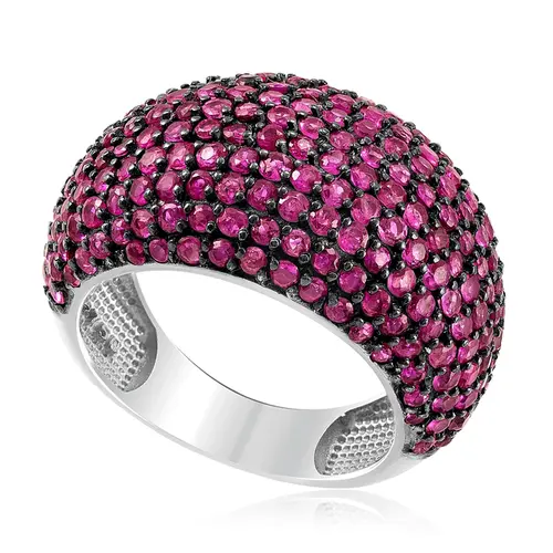 Anel Colmeia de Ouro Branco com 204 Rubis totalizando 4,08 Cts.