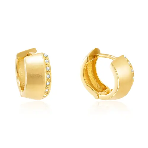 Par de Brincos Argolas de Ouro Amarelo com Diamantes totalizando 16 pts.